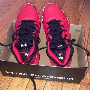 NEW Boys Under Armour Shoes 3
